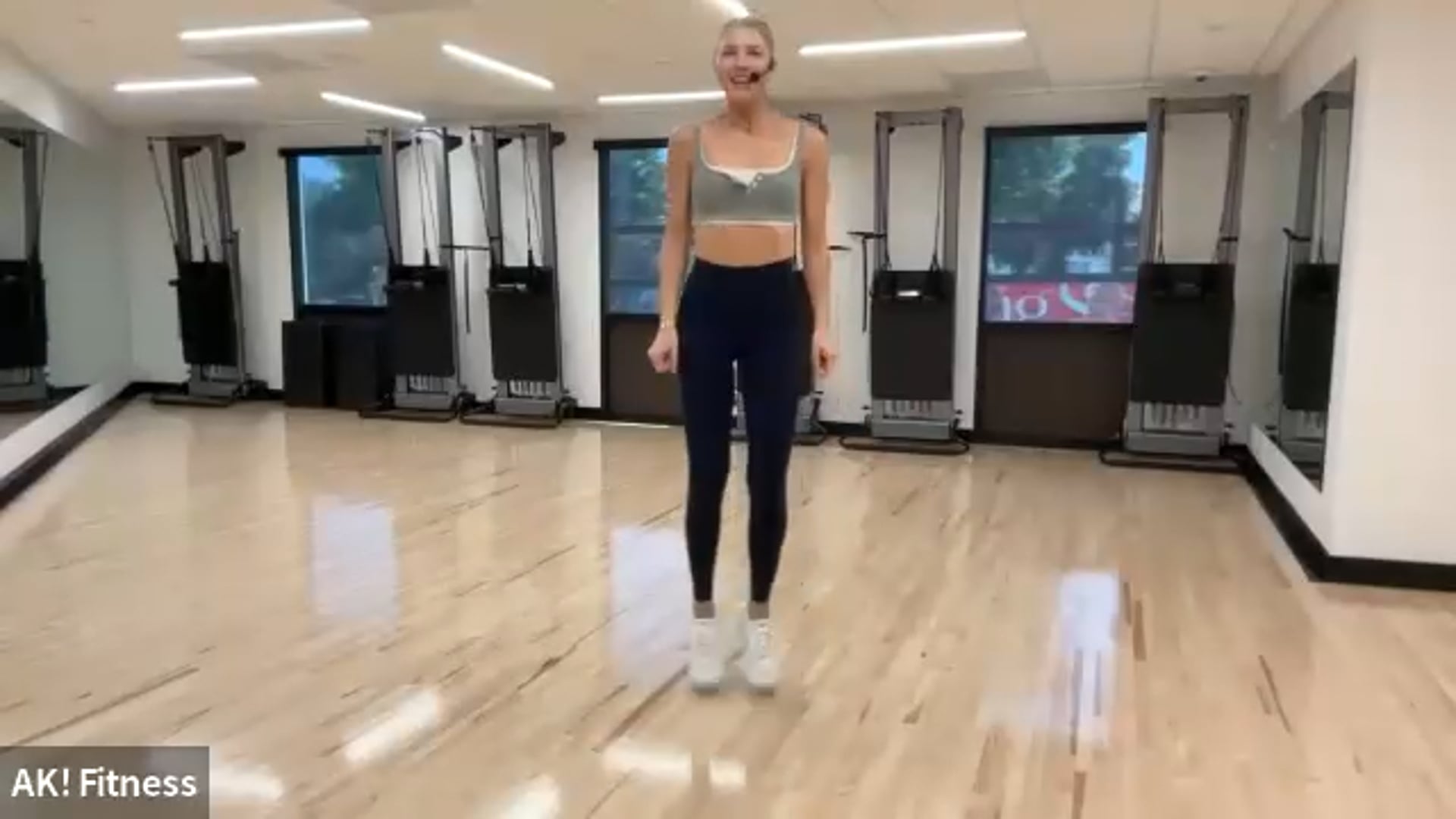 AK! 15 min Cardio Dance 