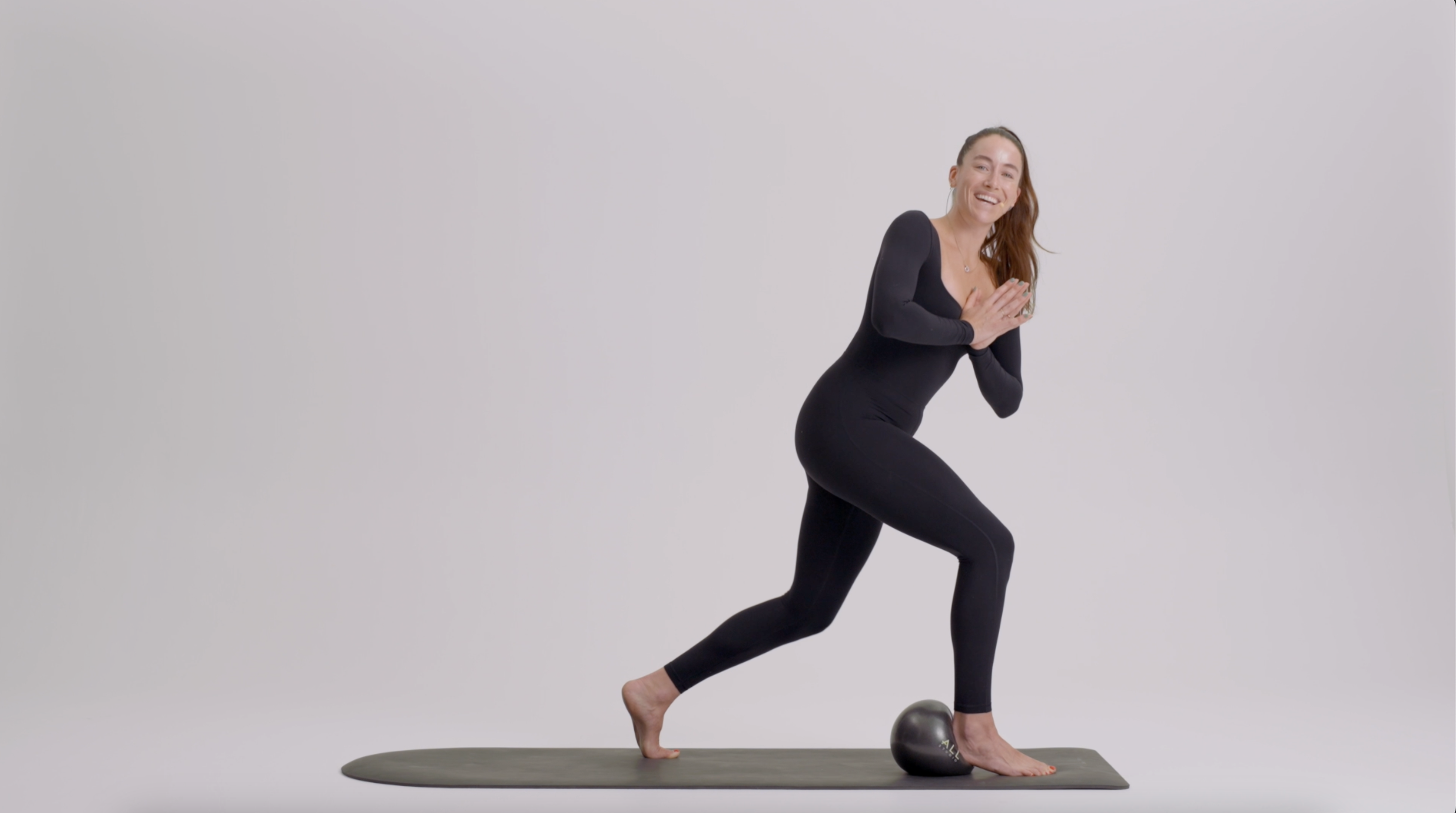 Pilates: Strengthen & Balance (Pilates Ball) | 30 minutes | with Megan Hunter