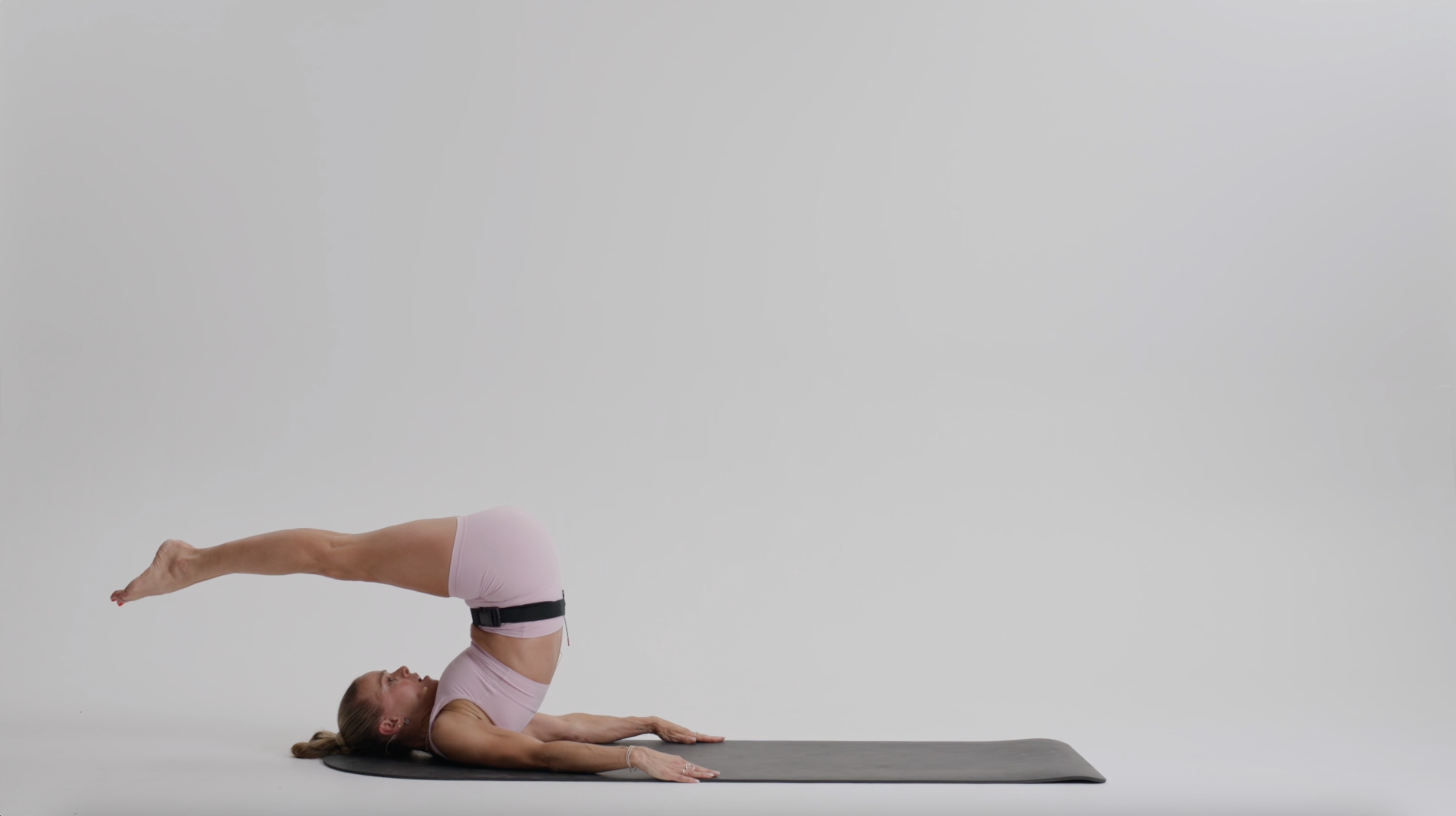 Pilates: Core Strength & Full Body Mobility | 15 minutes | with Katie McKenzie