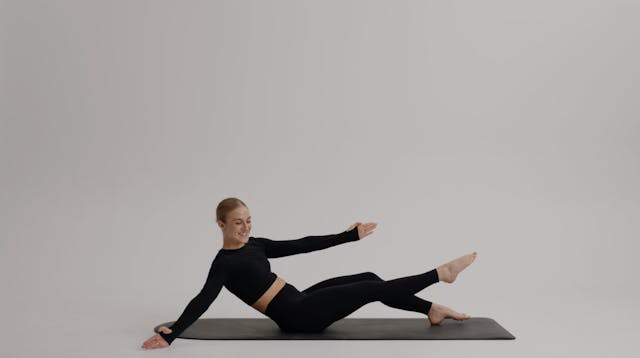 Pilates: Ass & Abs | 15 minutes | wit...