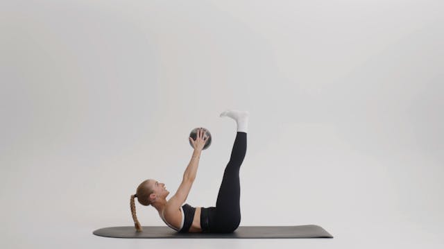 Pilates: Core Finisher | 10 minutes |...