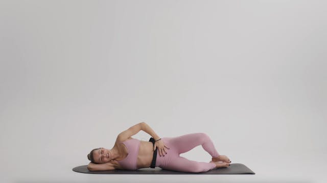 Pilates: Mat Fundamentals | 30 minute...