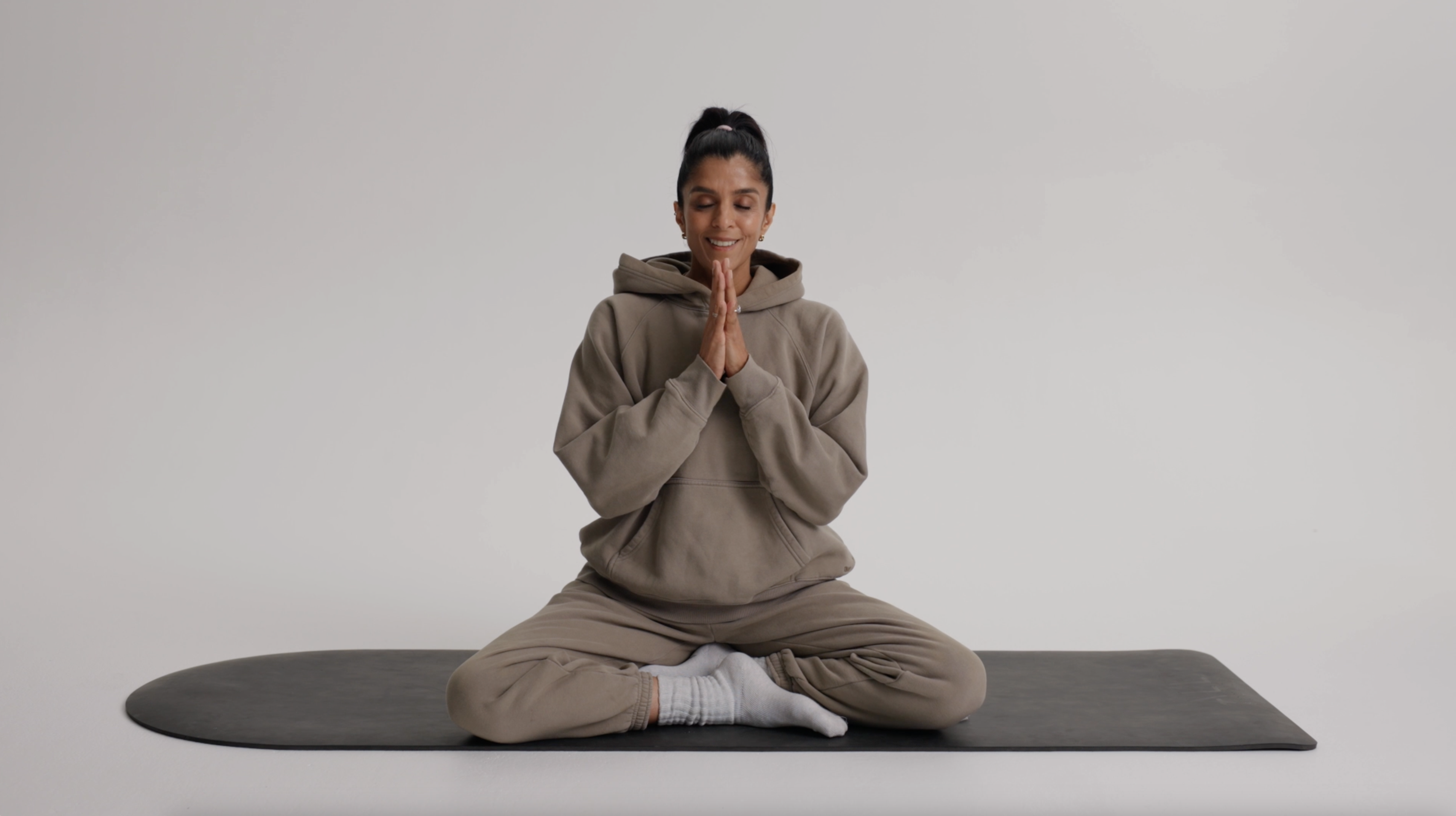 Guided Meditation: Body Scan | 15 minutes | with Leena Joshi