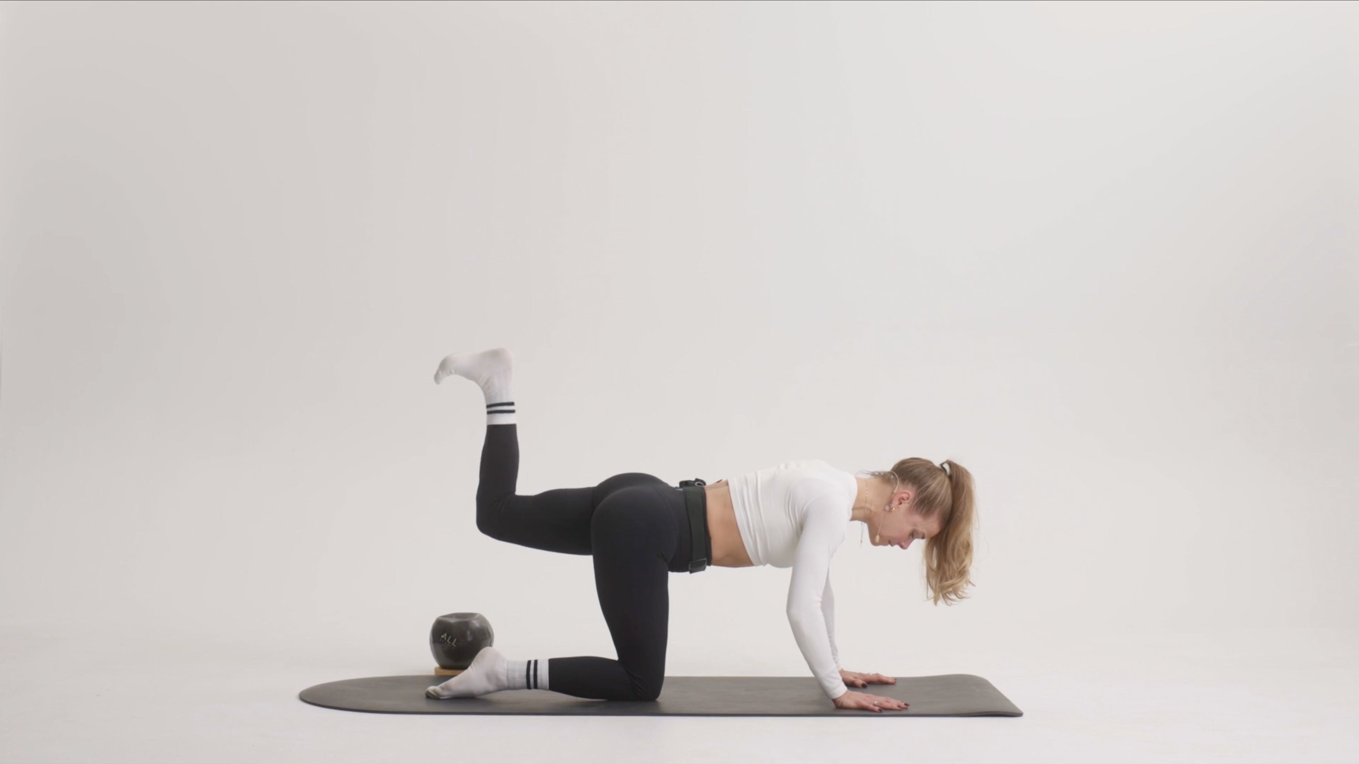 Pre & Post Natal: 2nd Trimester Glutes & Core | 20 minutes | with Katie McKenzie