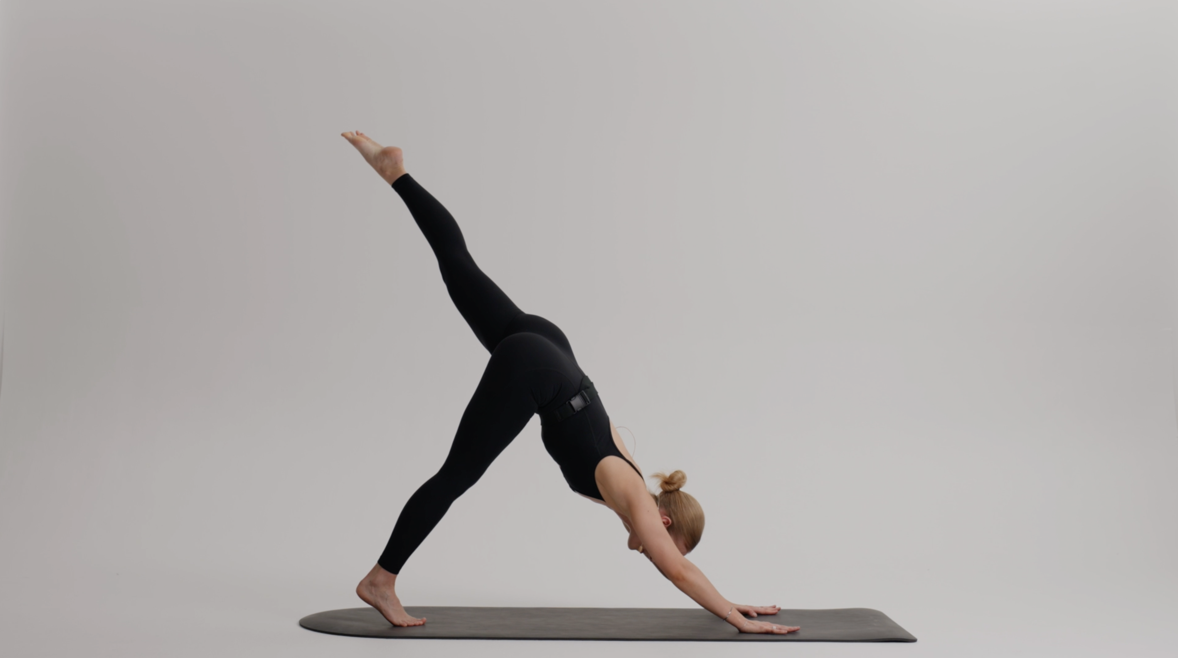 Stretch: Full Body Pre-Workout Mobility | 15 minutes | with Char Dangerfield