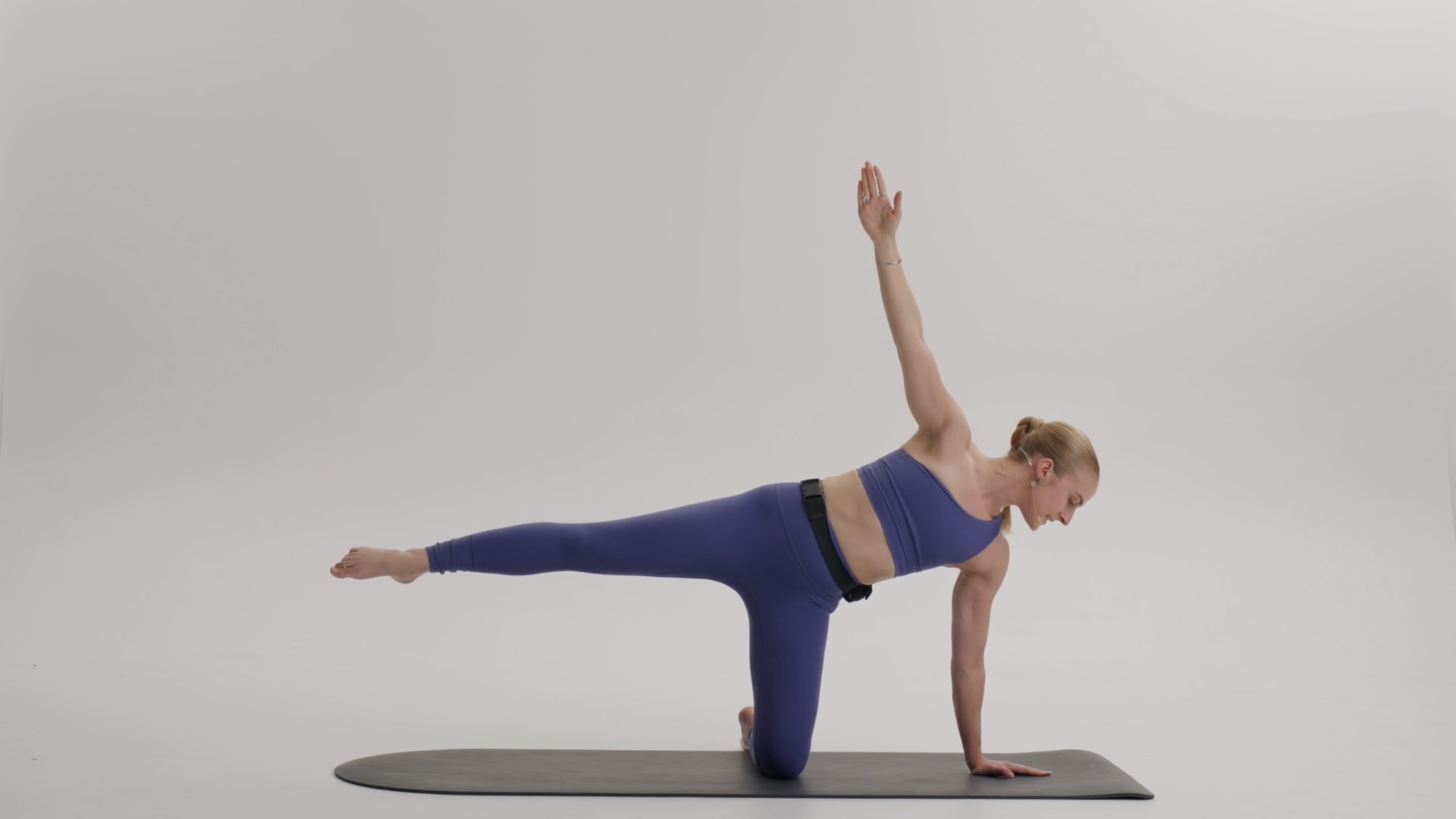 Pilates: Obliques, Abs and Glutes | 30 minutes | with Char Dangerfield