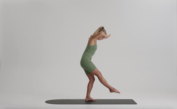 Demo: Standing Neck Pull