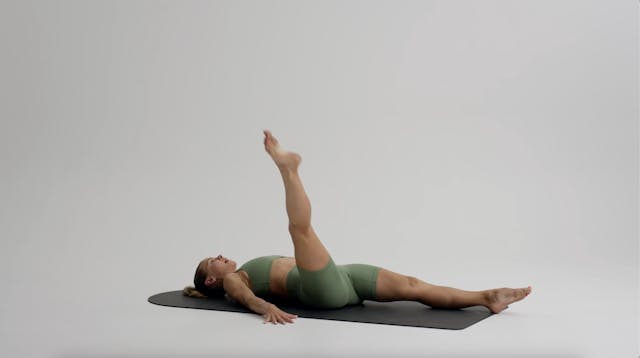 Demo: Knee Stirs & Leg Circles