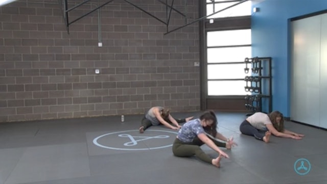 20-Minute Aflow with Coach Maytal (050221)