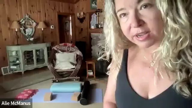 Level 1 Yoga Flow (September 18)