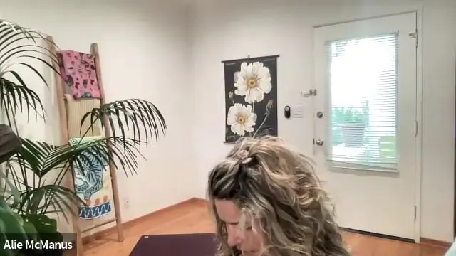 Level 1 Yoga Flow (November 6)