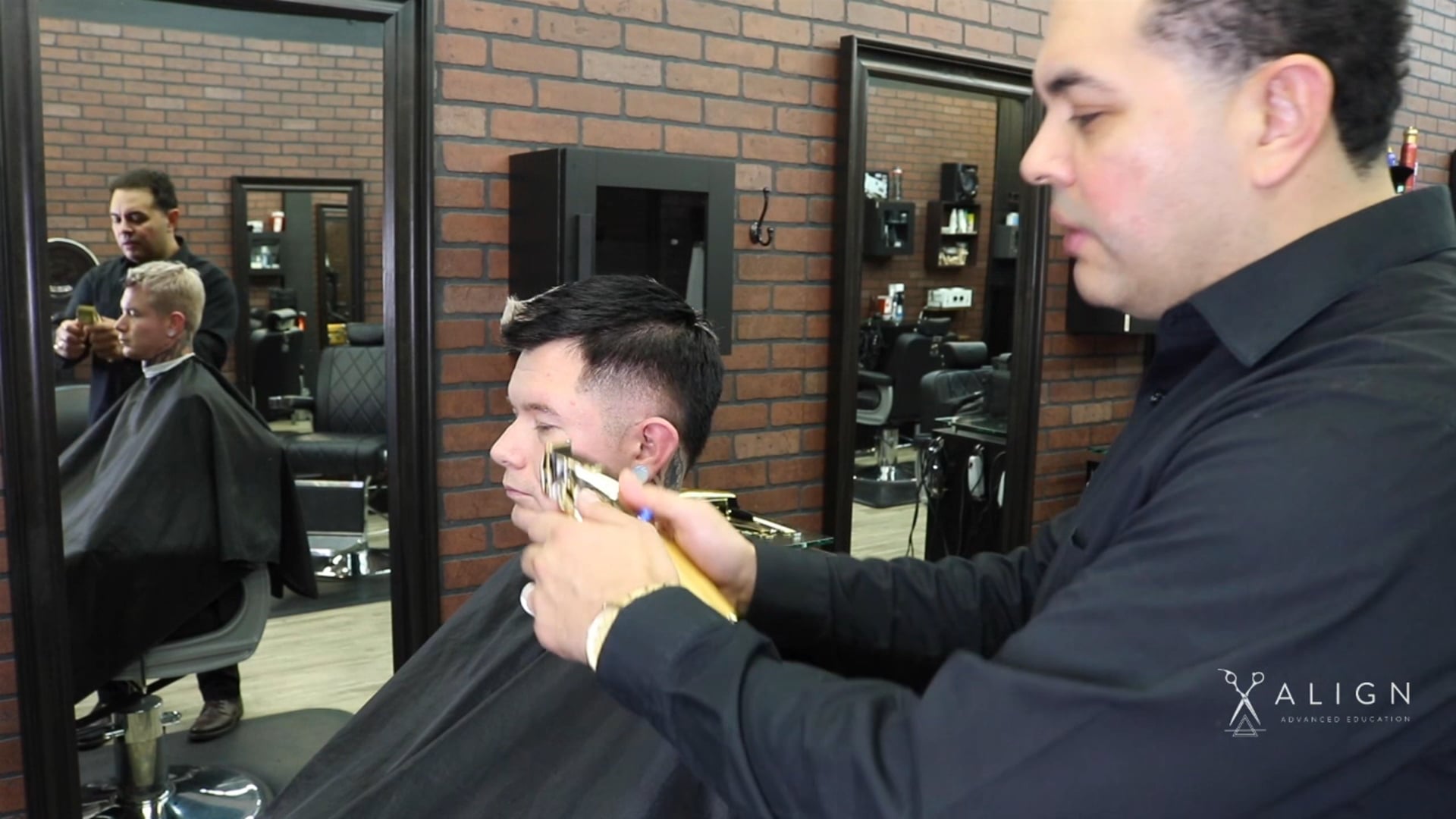 Texture Technique on V shape Haircut 