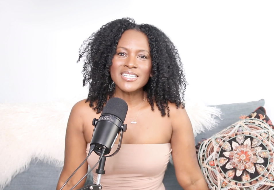 Episode 08: Love the Journey with Faith Hunter 