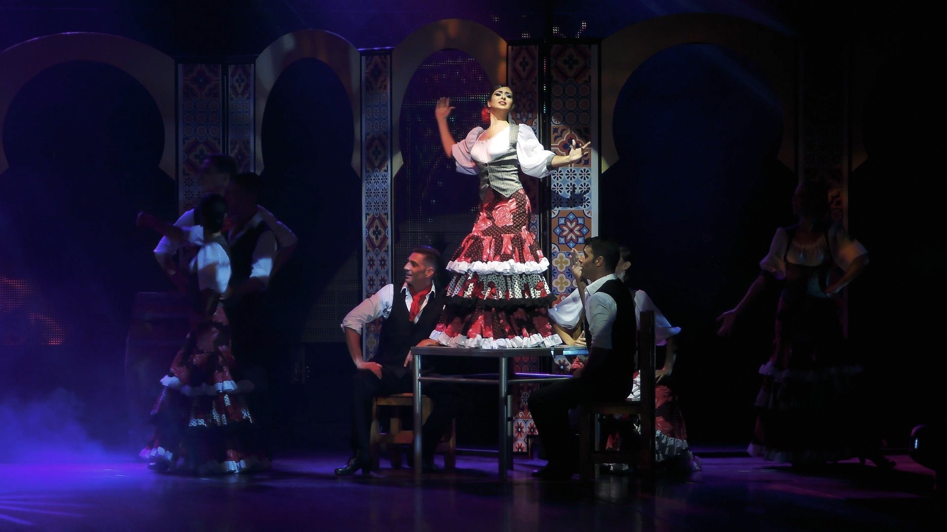 Hechizo y Festival de los Sentidos. 40 Aniversario de Benidorm Palace