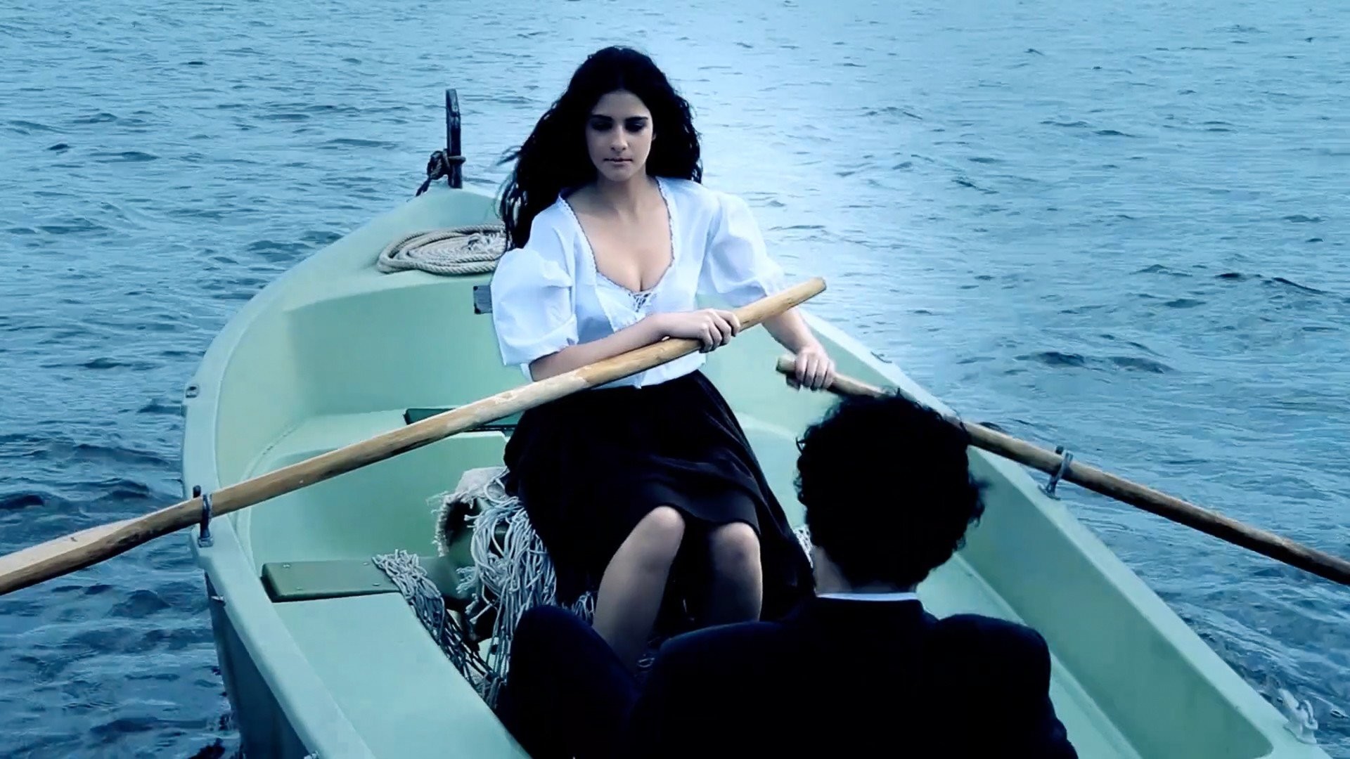 La niña de la ribera