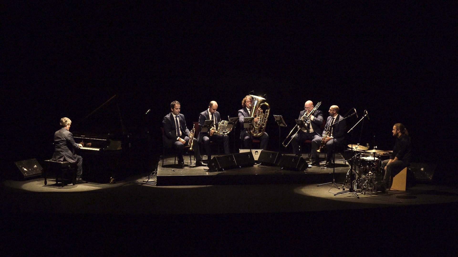 Solo con verte. Chano Domínguez & Spanish Brass por tangos