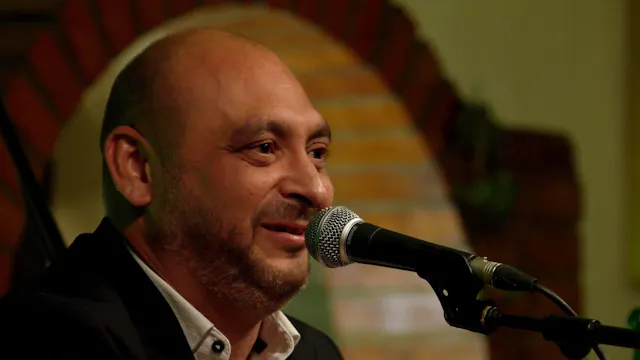 Momo Moneo por alegrías