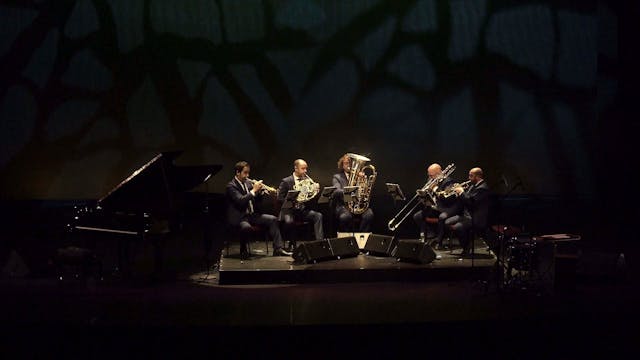 Sombrero de tres picos. Spanish Brass...