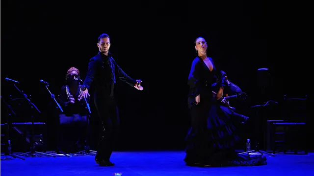 Fernanda Ramos y Joâo Lara. Gala Bail...