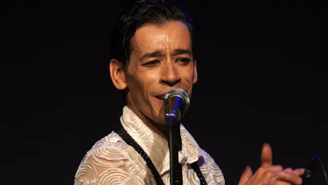 Tú me amas. Son por bandera
