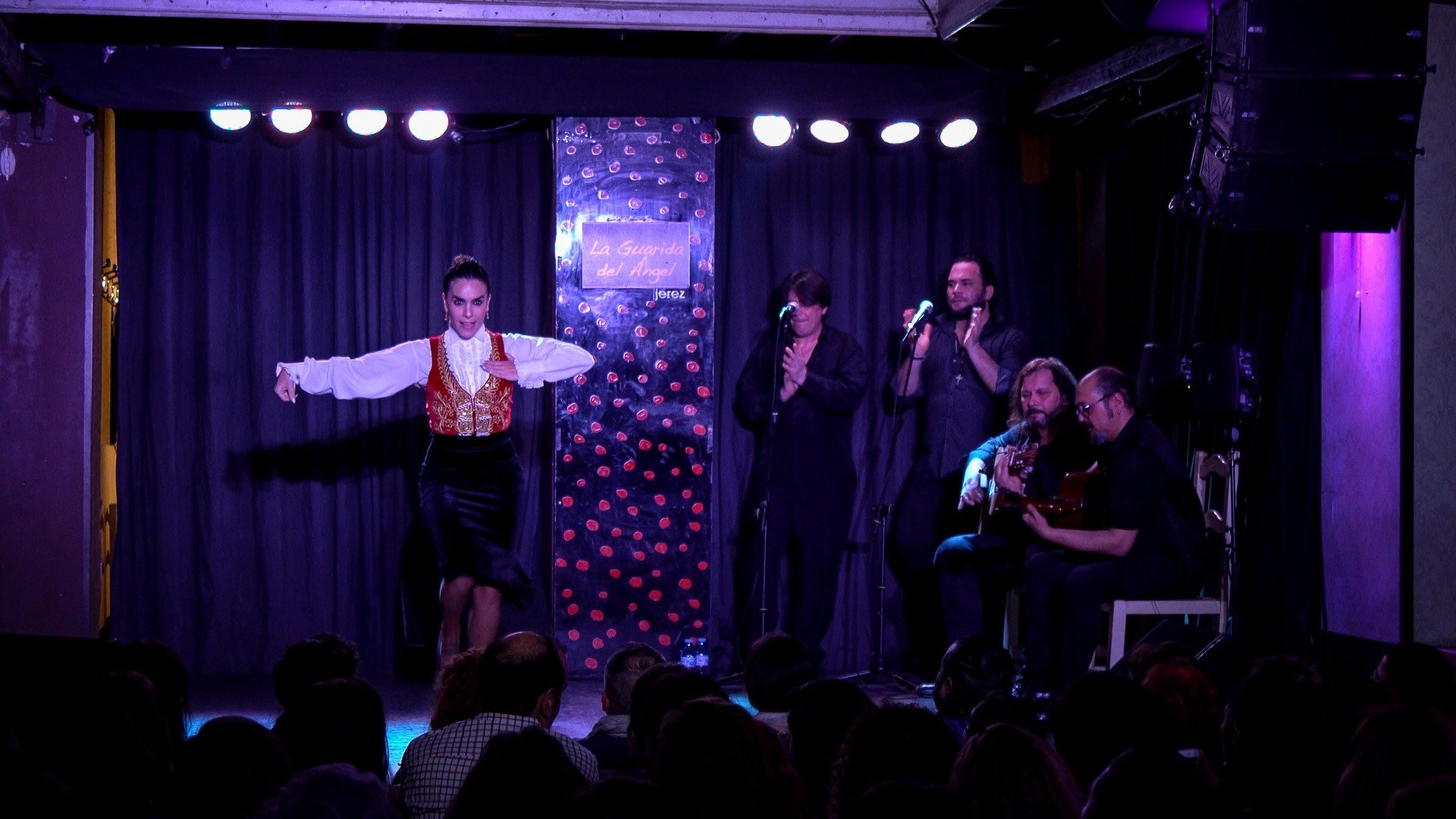 María Juncal por alegrías. VII Jerez Off Festival Flamenco
