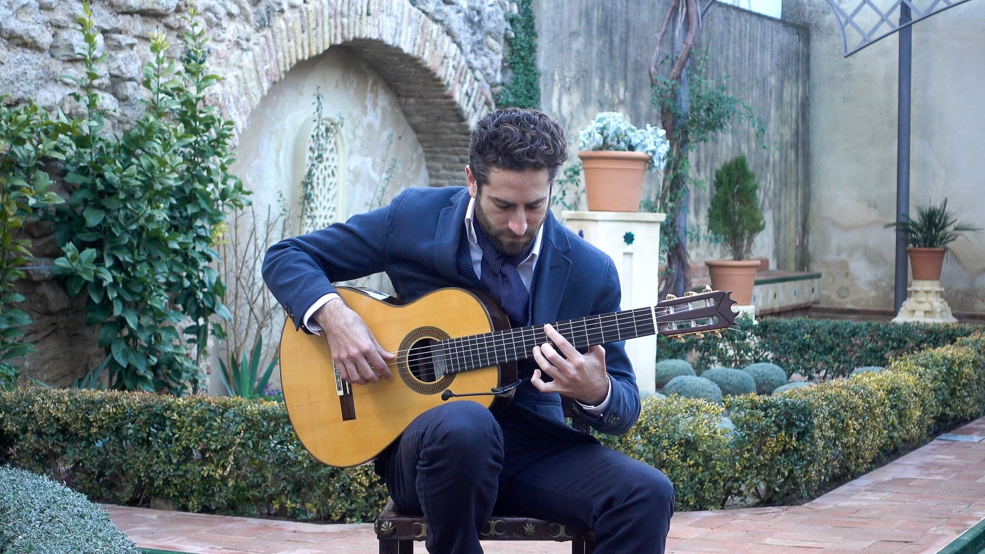 Jardín del Olvido. Taranta en la guitarra de Manué de Julia