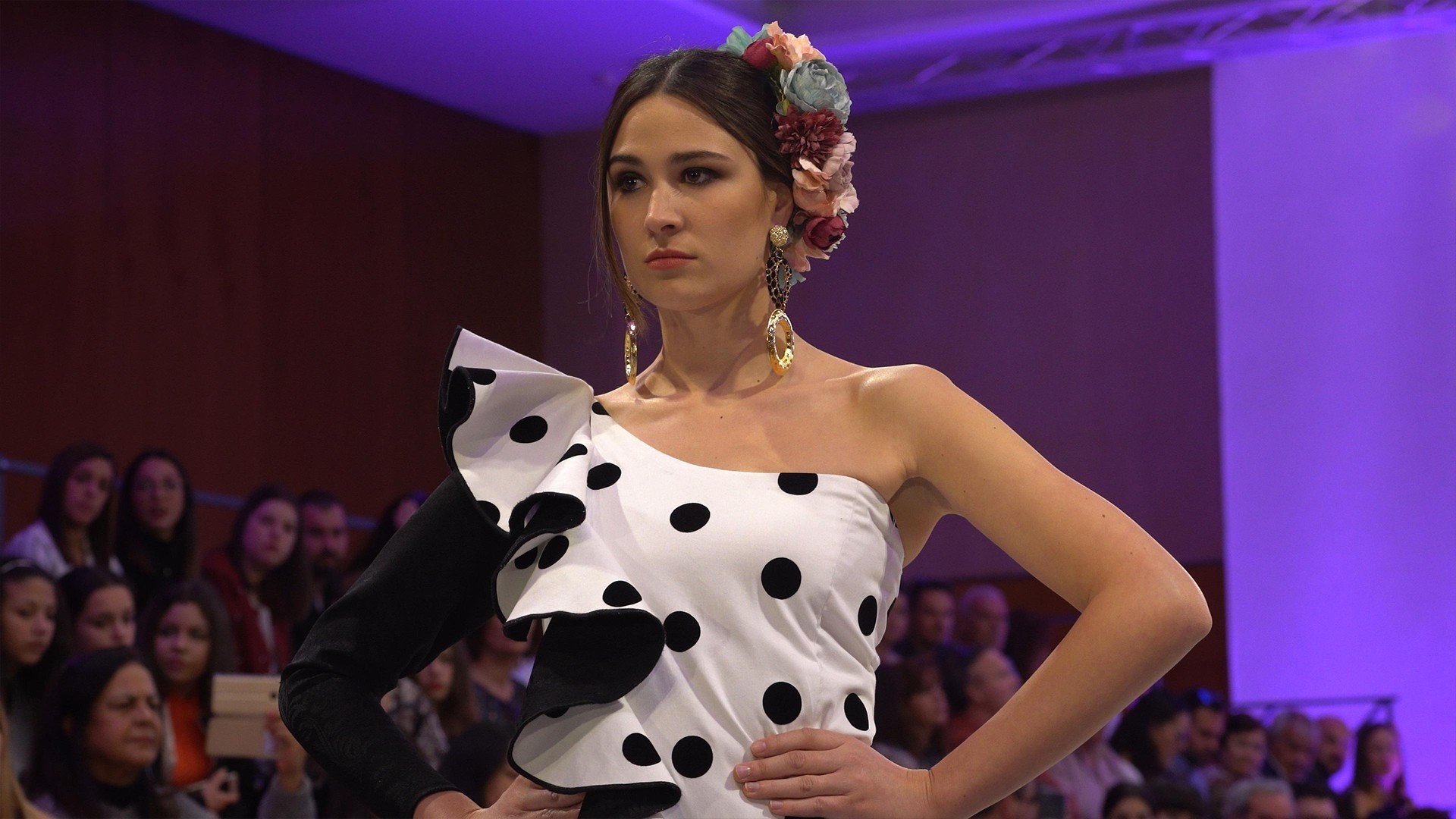 Desfile Colectivo Abanico de Colores