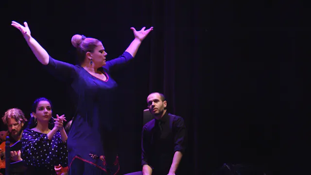 Simona Rittá por soleá. Baile Flamenc...