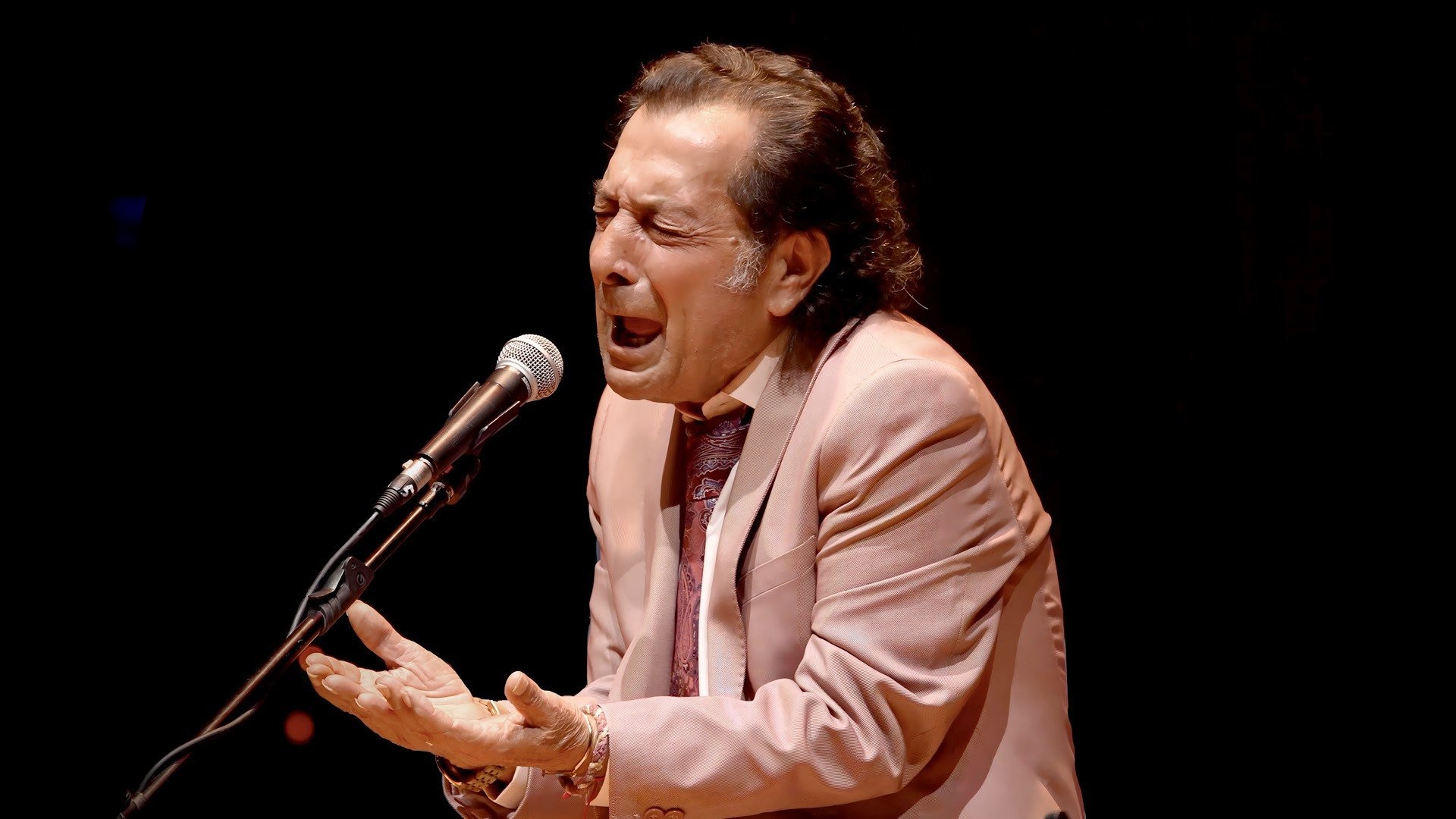 Cádiz le canta a Juan Villar