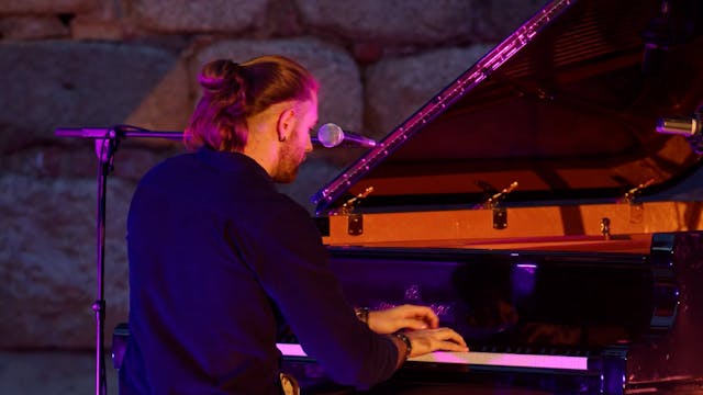 La tarara. Andrés Barrios. Flamenco U...