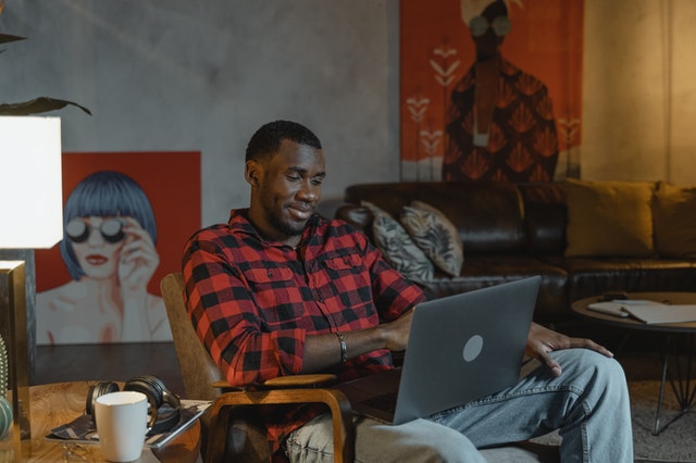 Ventajas e Inconvenientes de Administrar su Empresa desde una Oficina en Casa