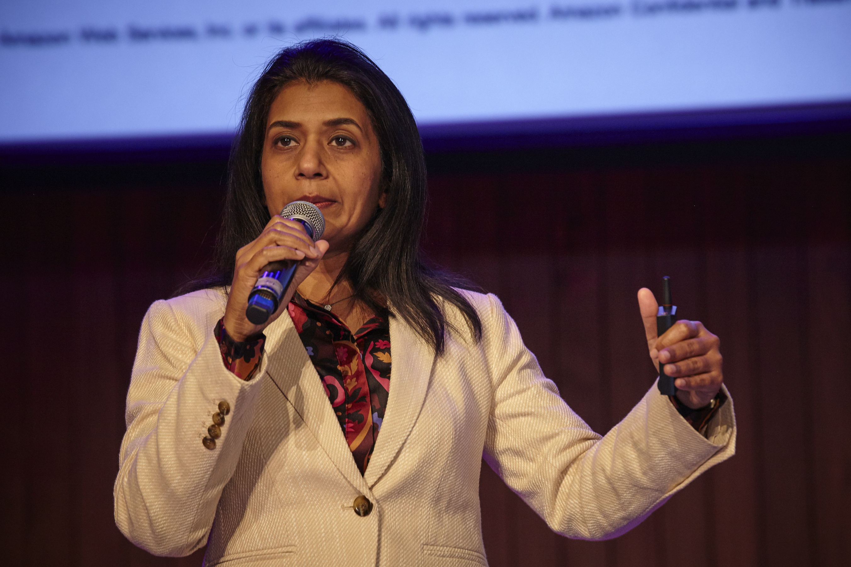 Innovation with Data in Insurance - Aarti Gupta, AWS (Accredited)