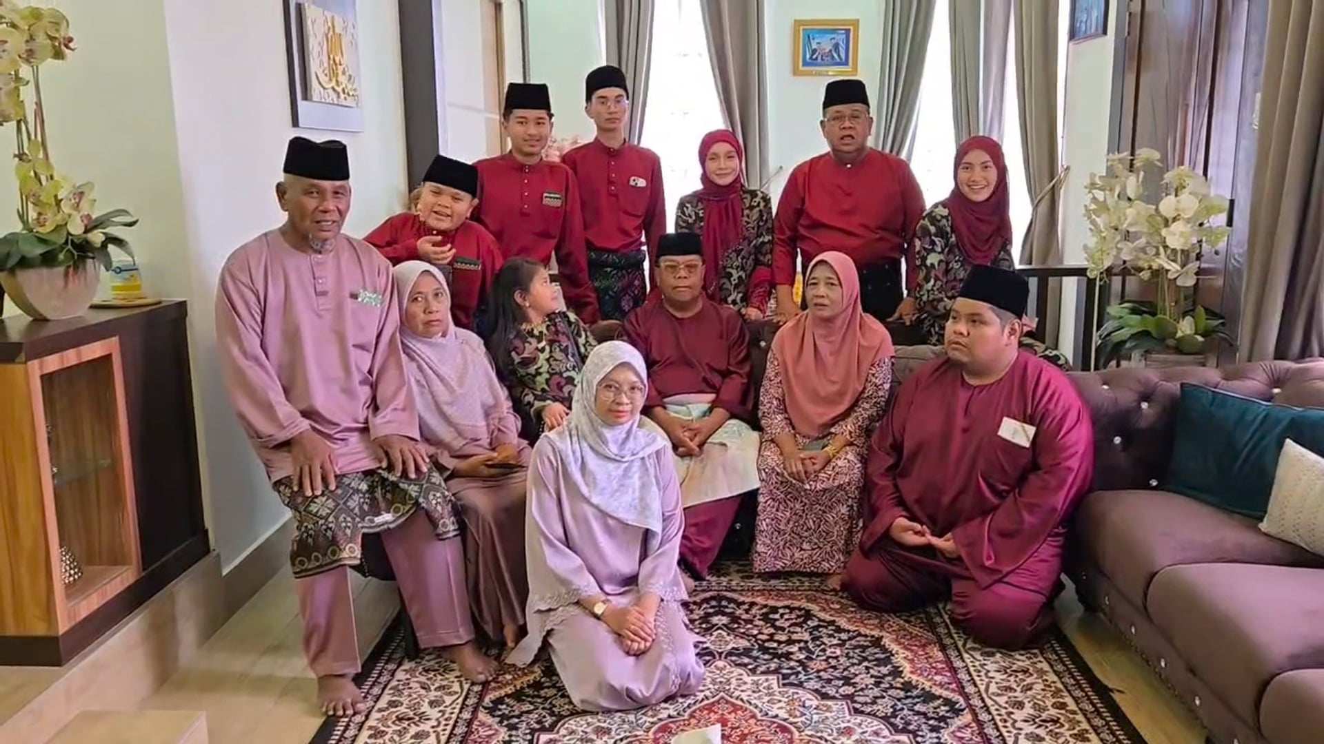 EID MUBARAK WISHES- DATIN ANNE NGASRI & FAMILY