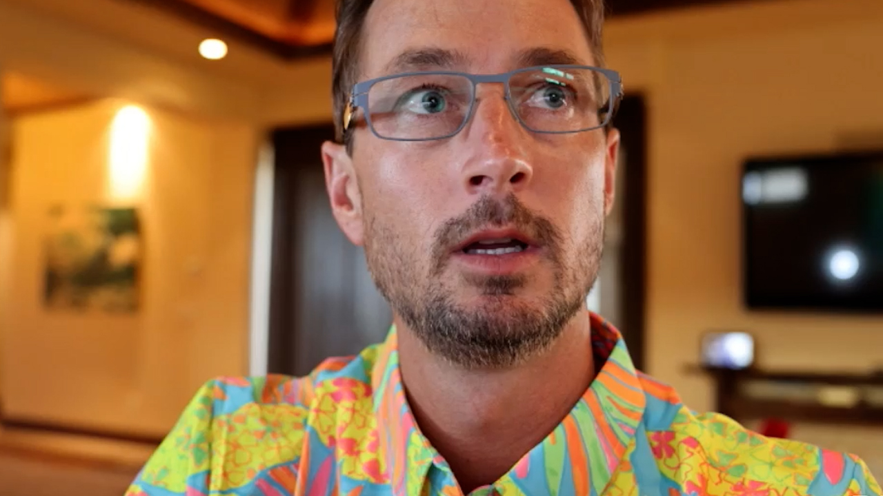 BREAKING!! CHRISTMAS EVE UKRAINE INVASION POSSIBLE!!?