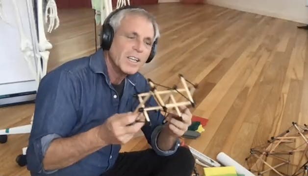 Tensegrity and BodyReading