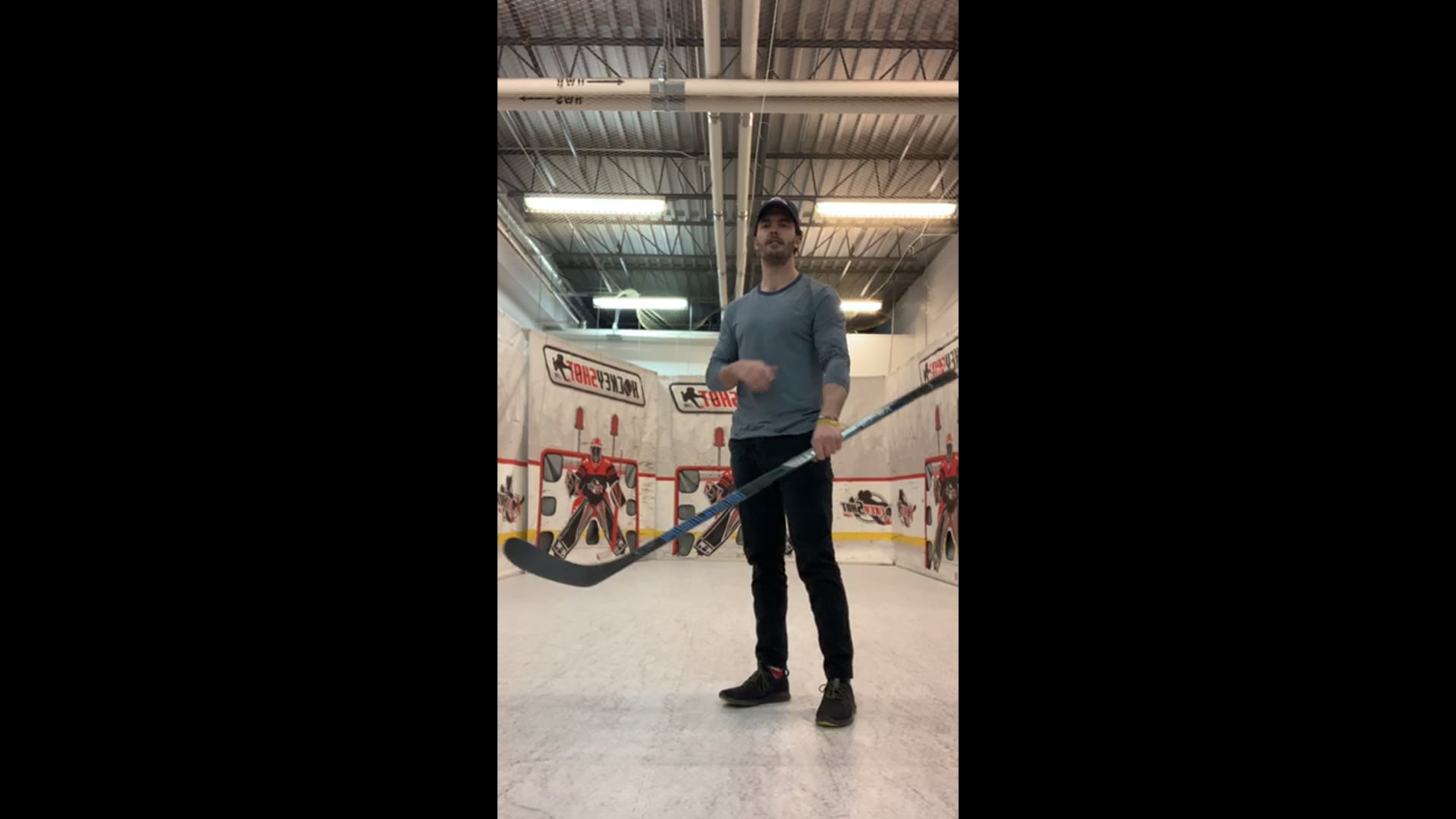 Skater Hold Stick Up 