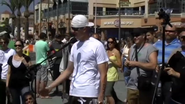 Atheist gets publicly humbled by prea...