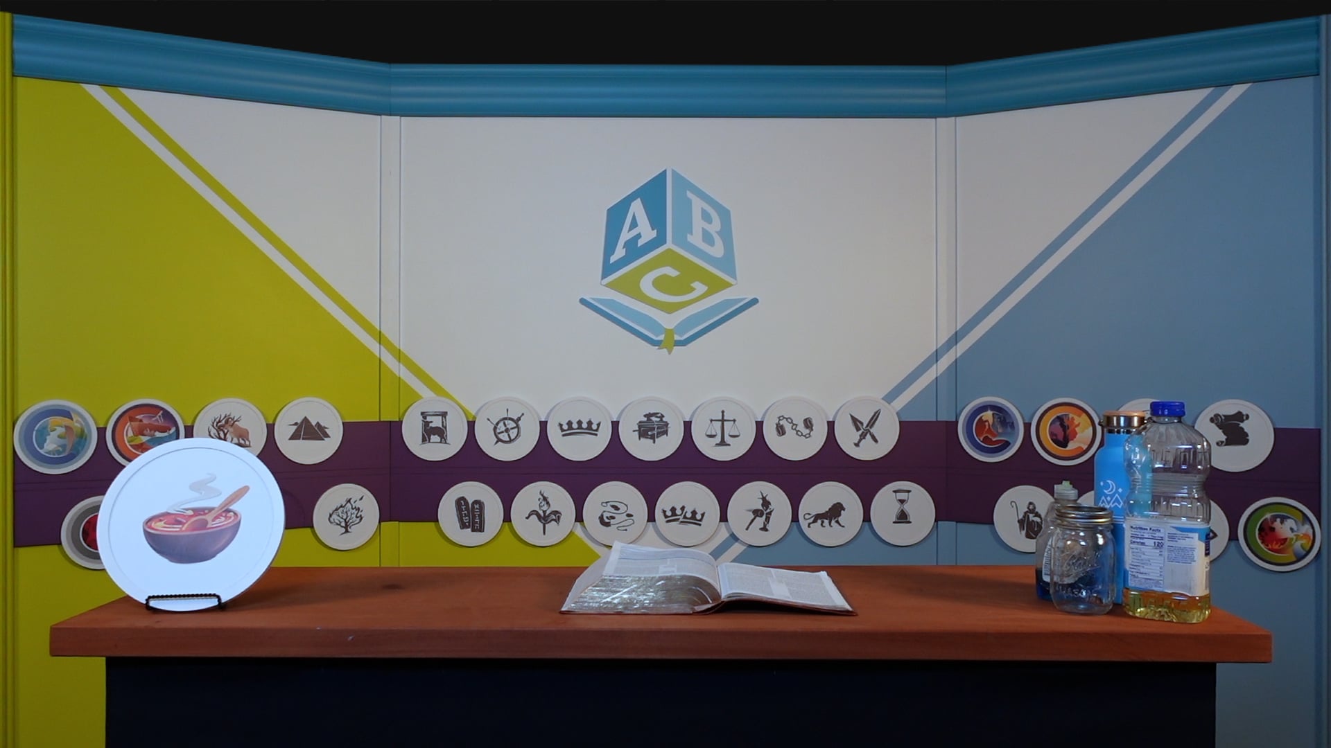 S1 Lesson 30 - Jacob returned to Canaan and reconciled with Esau.