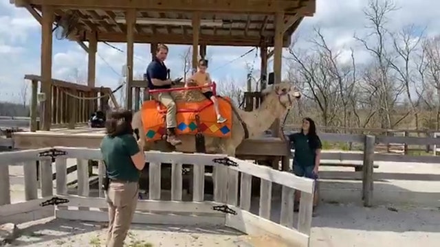 S1E3 Ships in the Desert