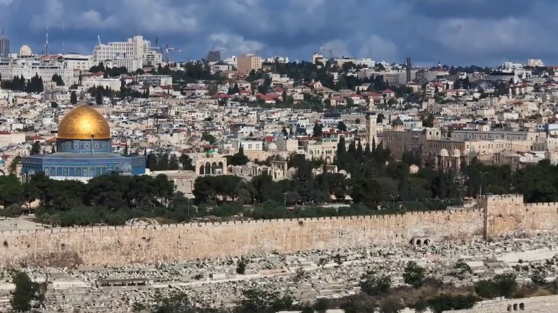 Ray Comfort Street Preaching: The Last Days Are Here