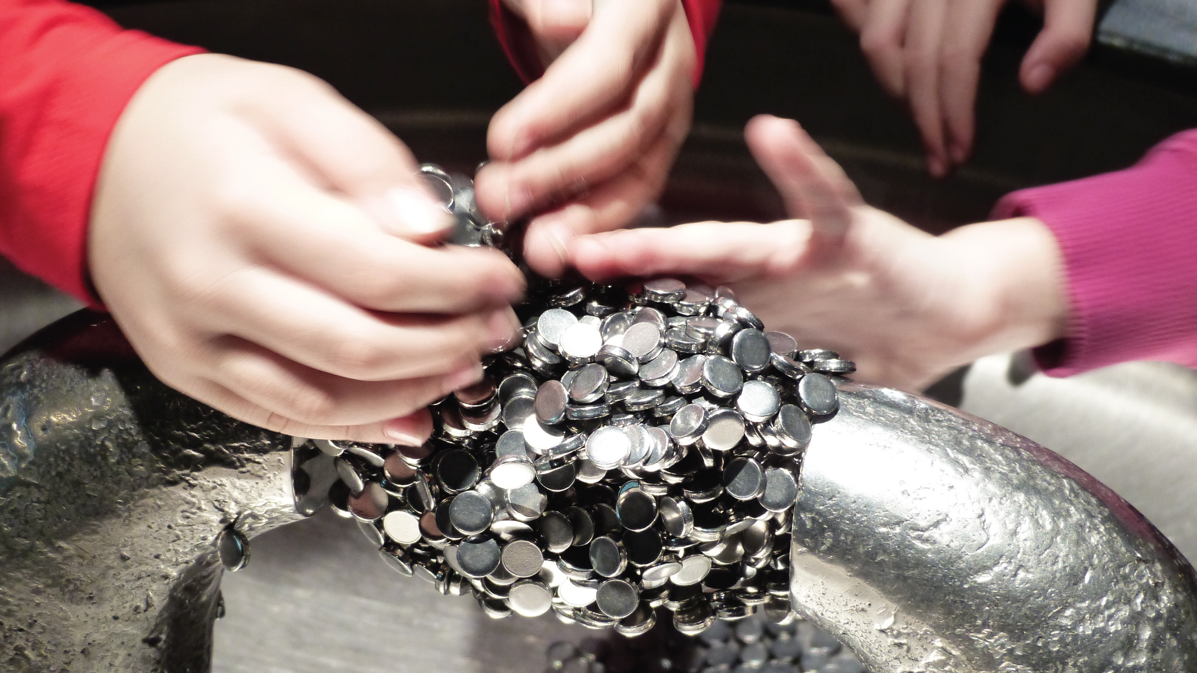 S2E7 Opposites Attract: Magnetism