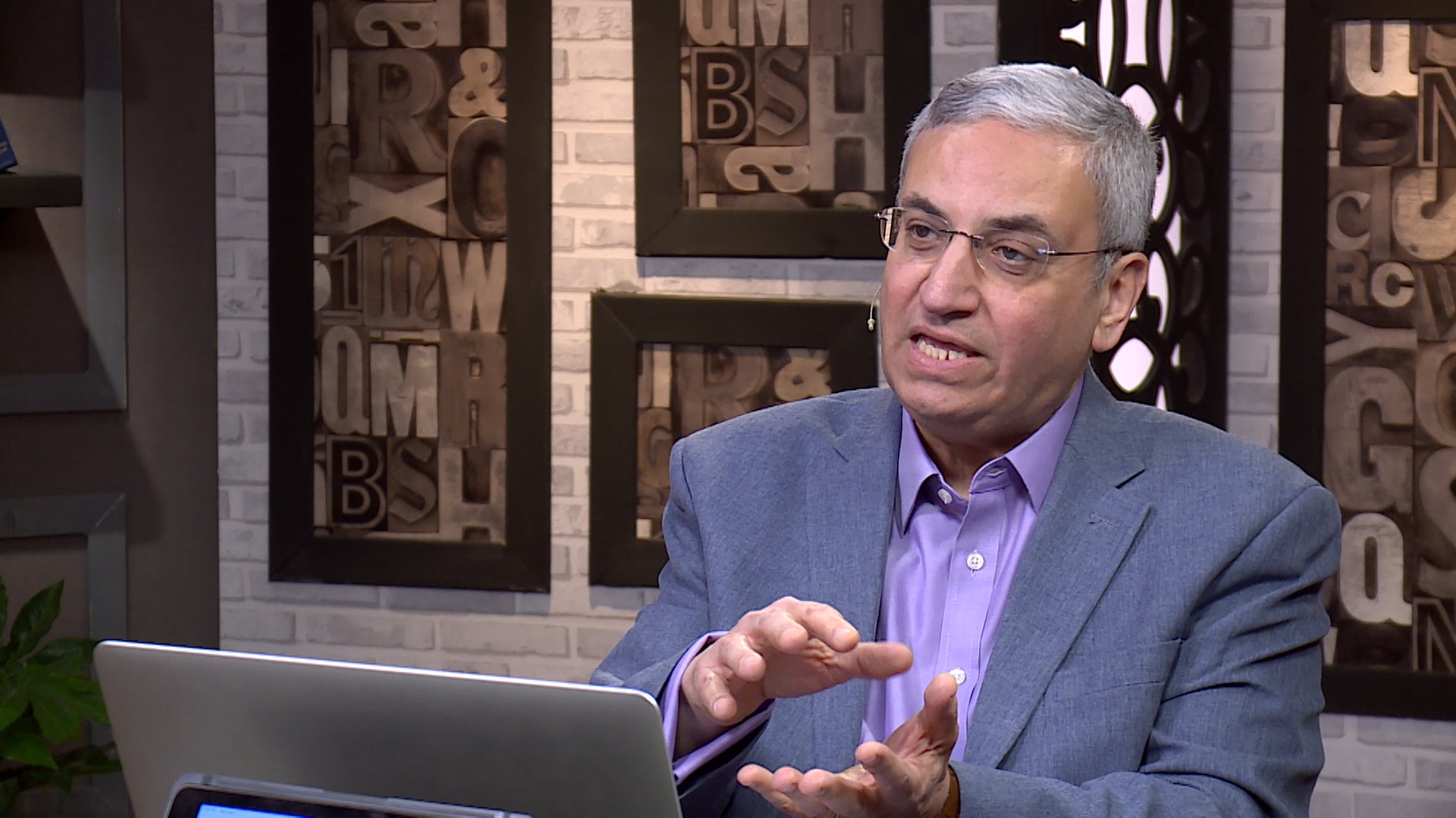 هل تتوافق نظرية الانفجار العظيم مع الخلق الكتابي؟