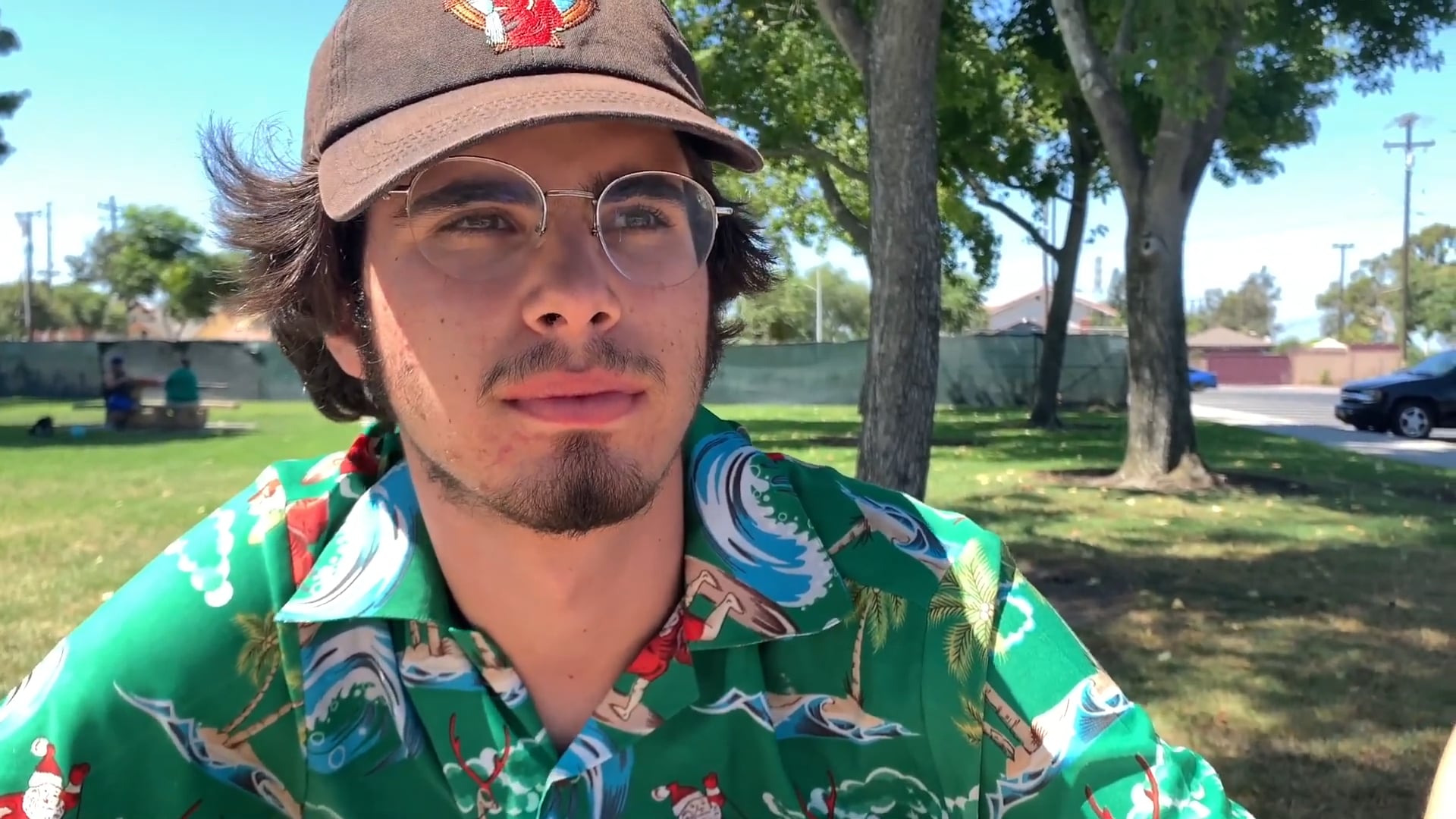 Atheist Changes His Mind After one Simple Question