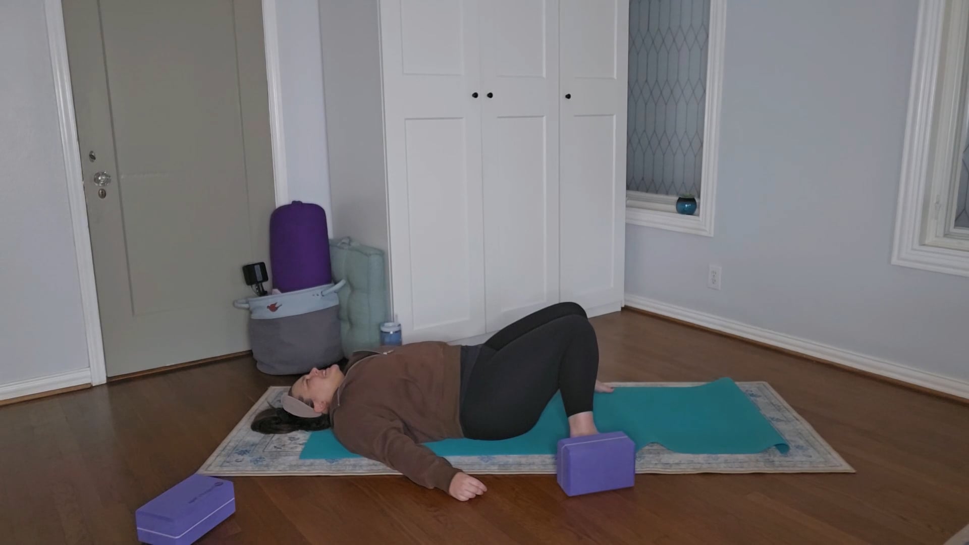 Moving Energy Embodied Gentle Flow