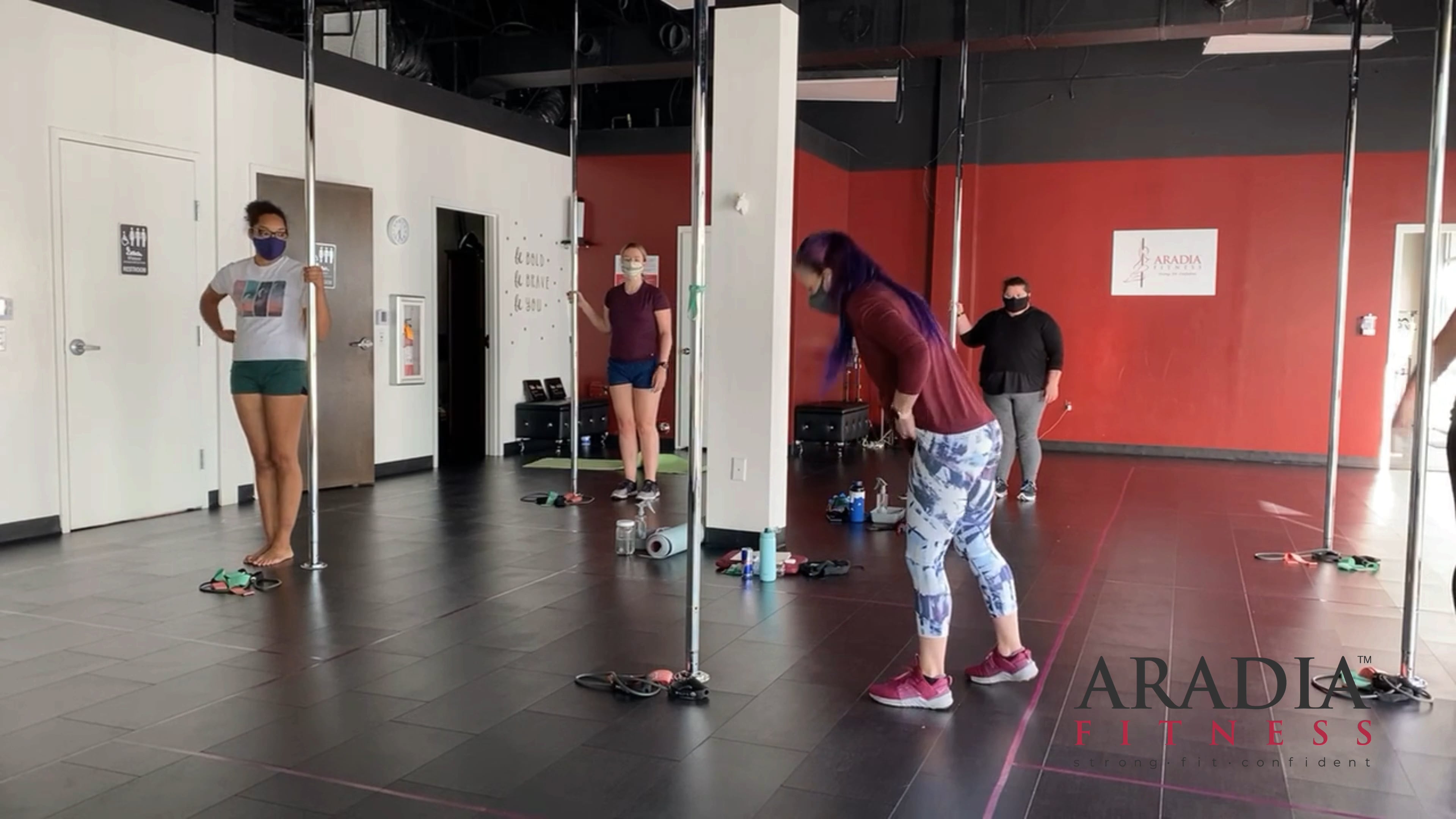 Pole Conditioning with Dakota Fox