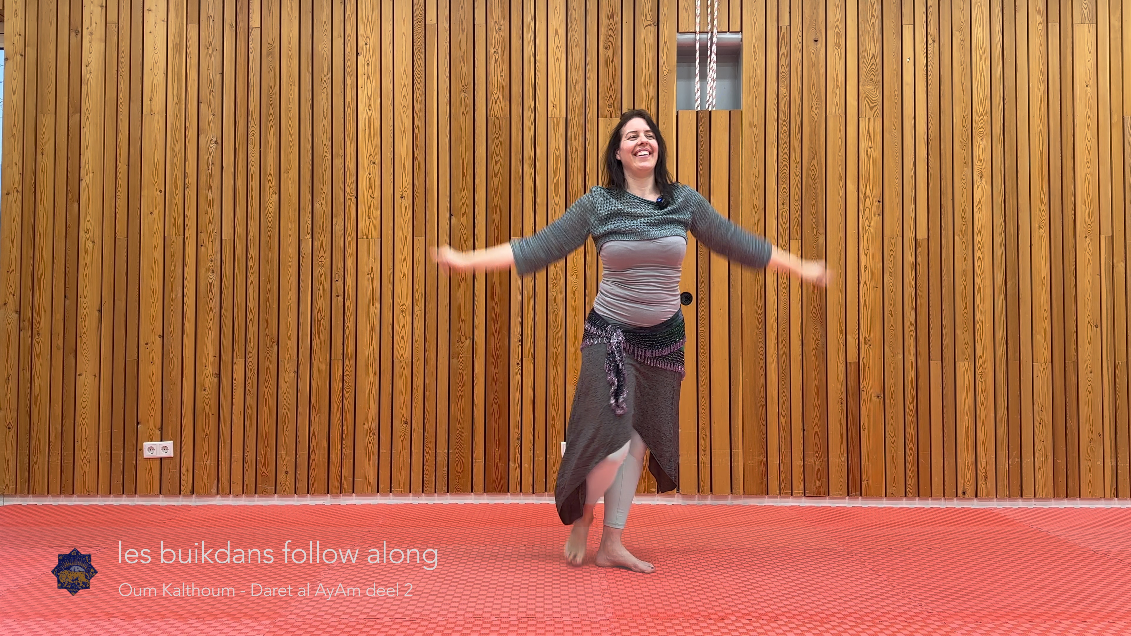 les buikdans: dans mee met Oum-Kalthoum 'Daret al Ayam' 2