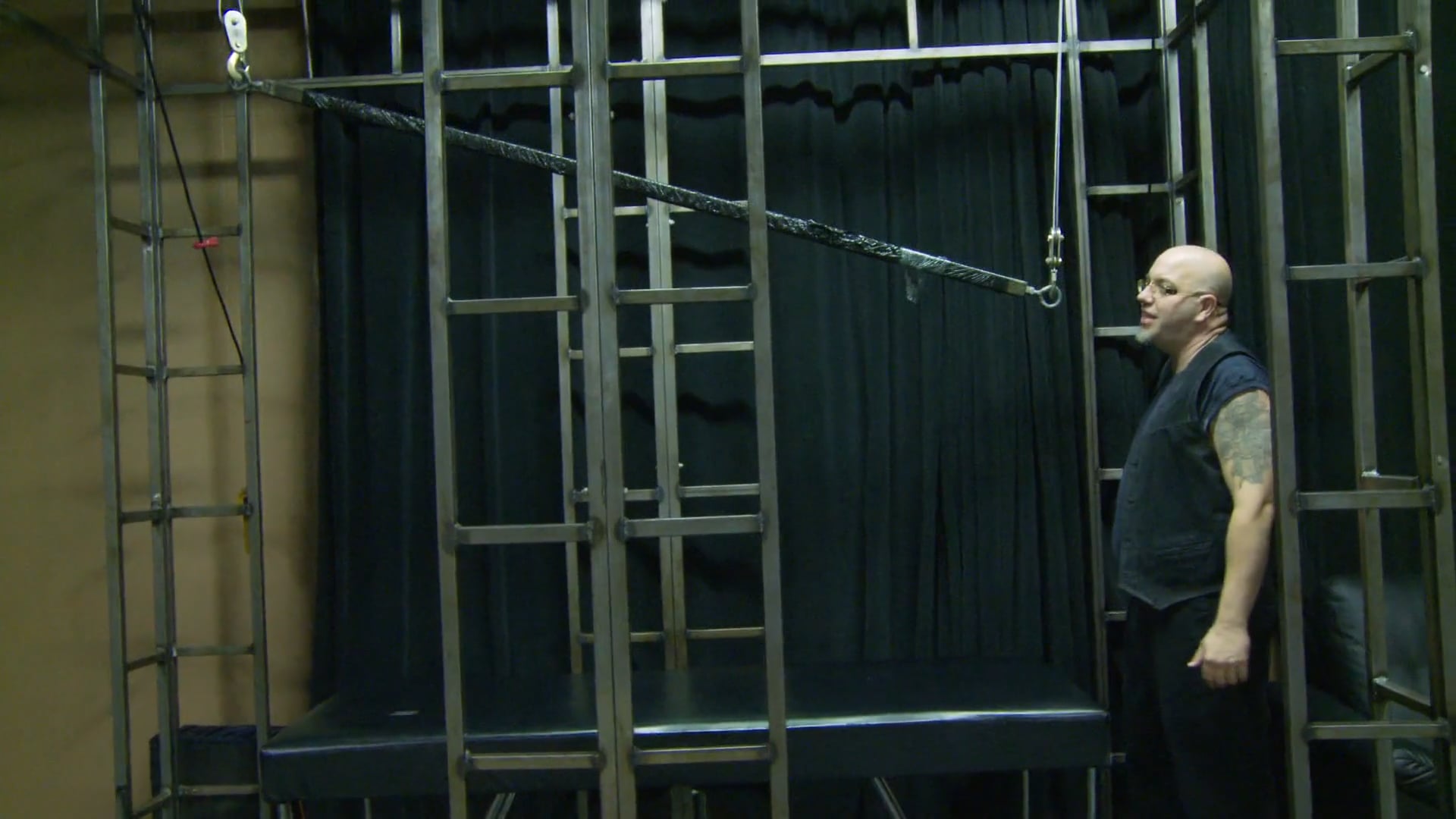 Dungeon Tour - S&M Sally