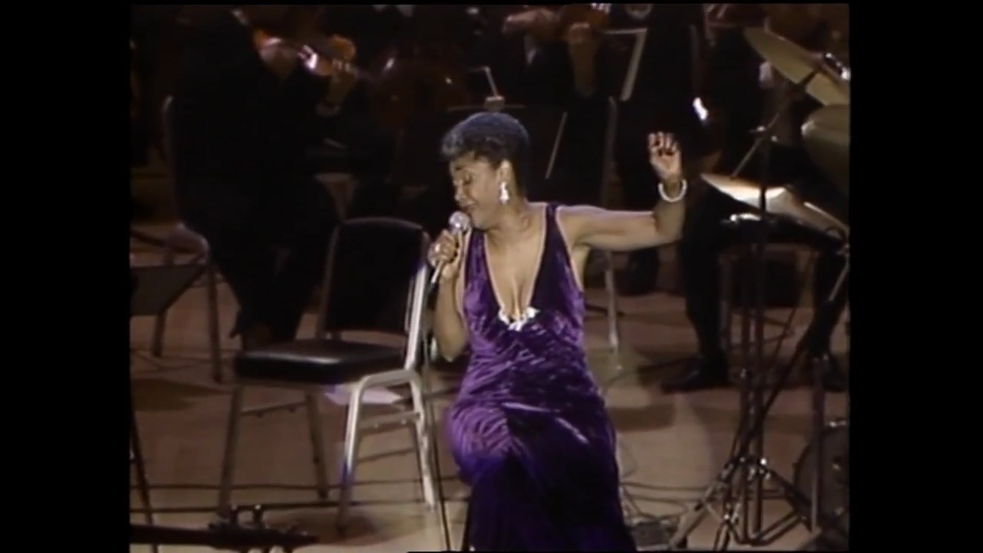 Nancy Wilson performs 'I Was Telling Him About You' at Carnegie Hall
