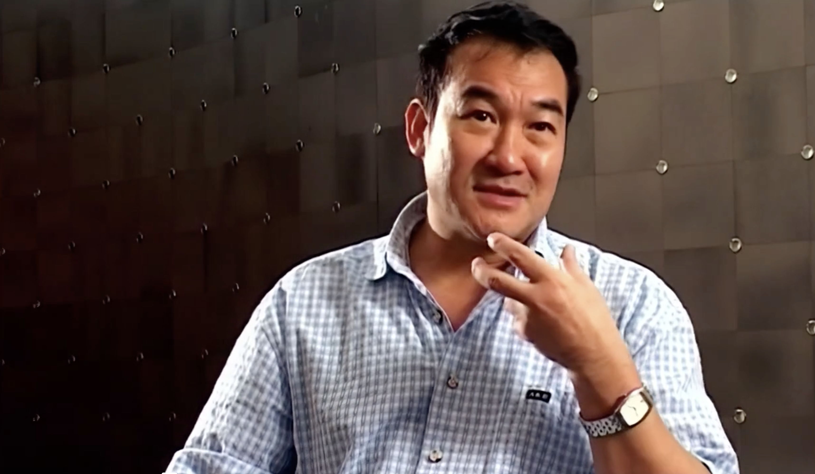 Warriors Two (Interview with Leung Kar-Yan)