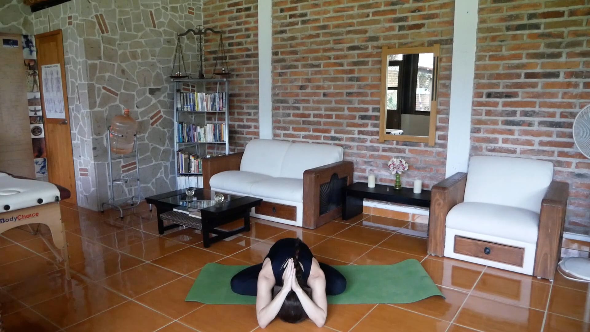 25 Min Yoga with Christa